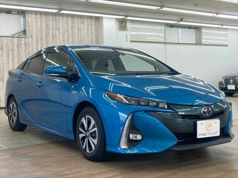 PRIUS PHV