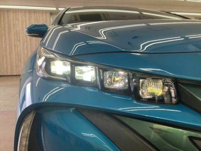 PRIUS PHV