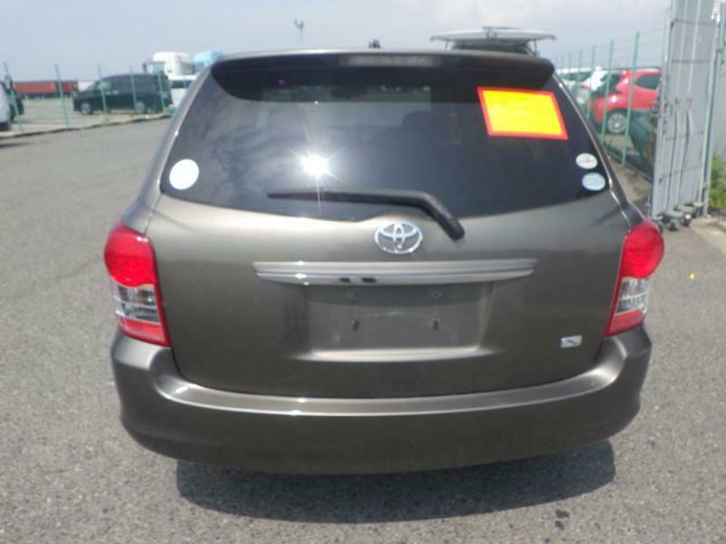 COROLLA FIELDER-12