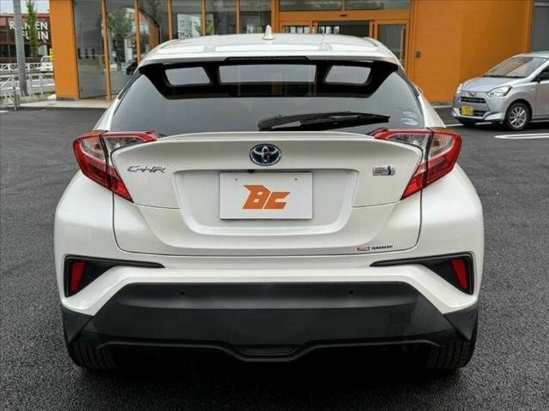 C-HR-13