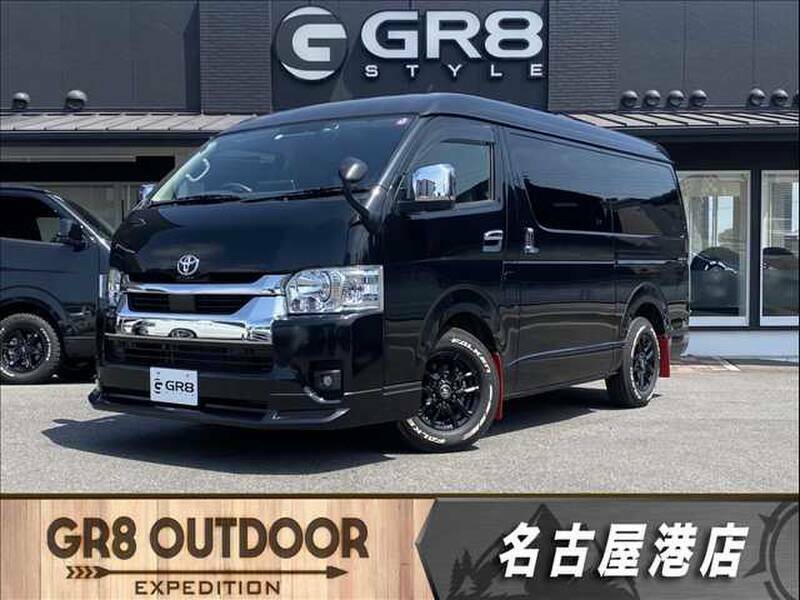 TOYOTA HIACE WAGON