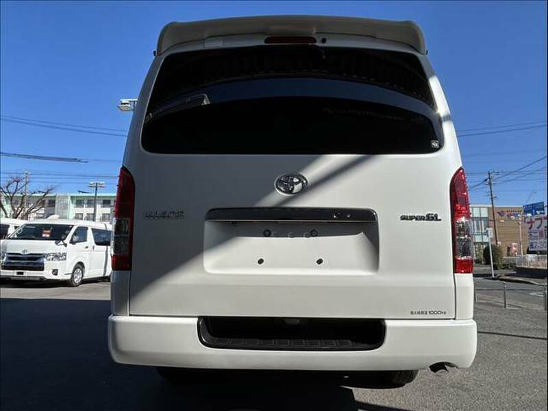 HIACE VAN-2
