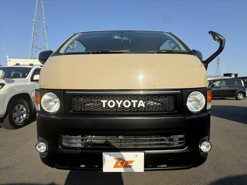 HIACE VAN