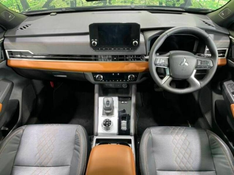 OUTLANDER PHEV