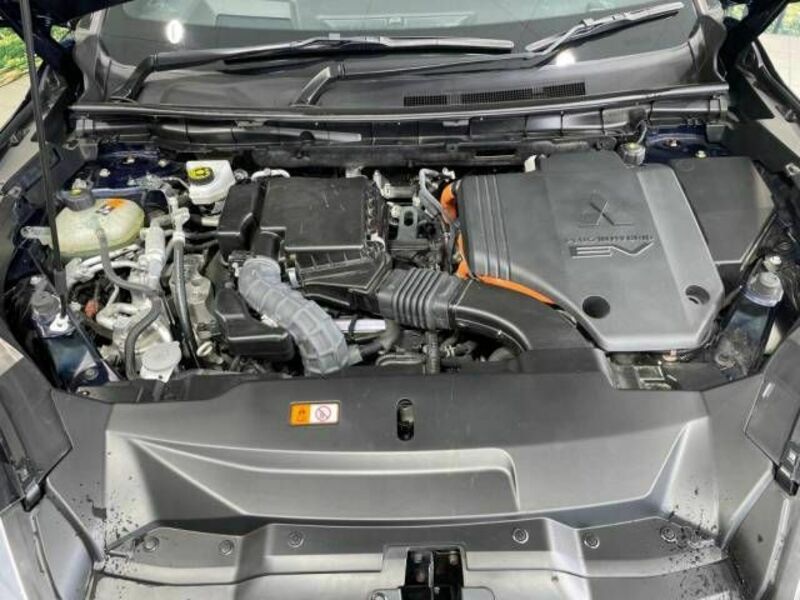 OUTLANDER PHEV