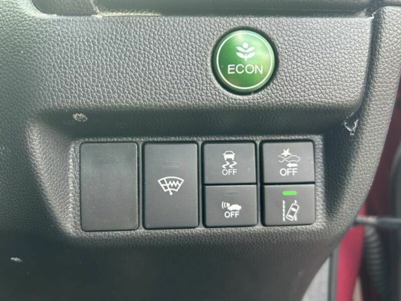 FIT HYBRID-17