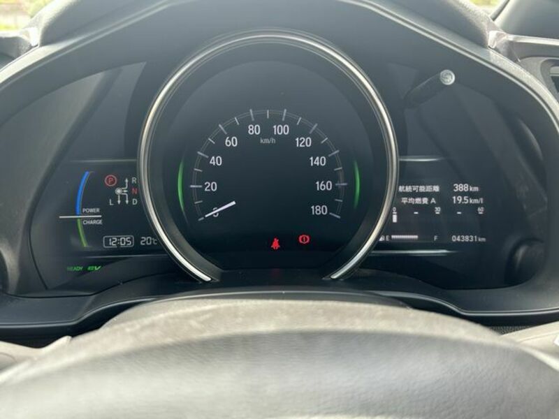 FIT HYBRID-18