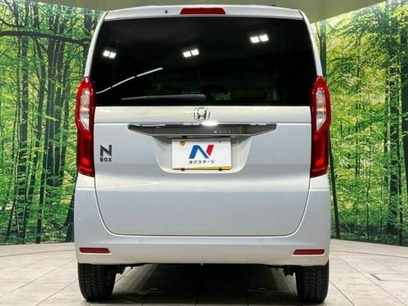 N BOX