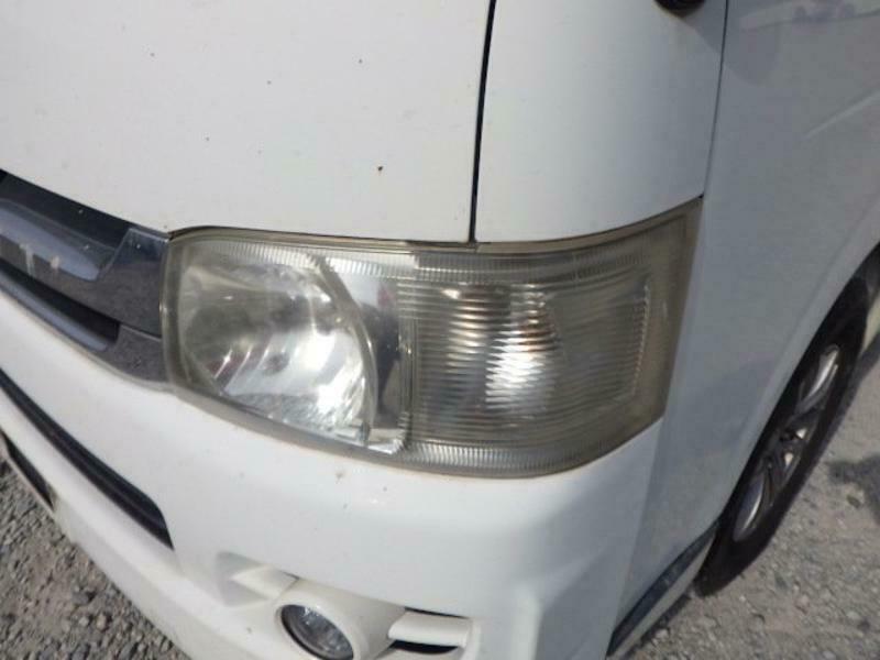 HIACE-11