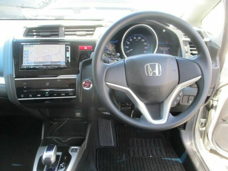 FIT HYBRID-3
