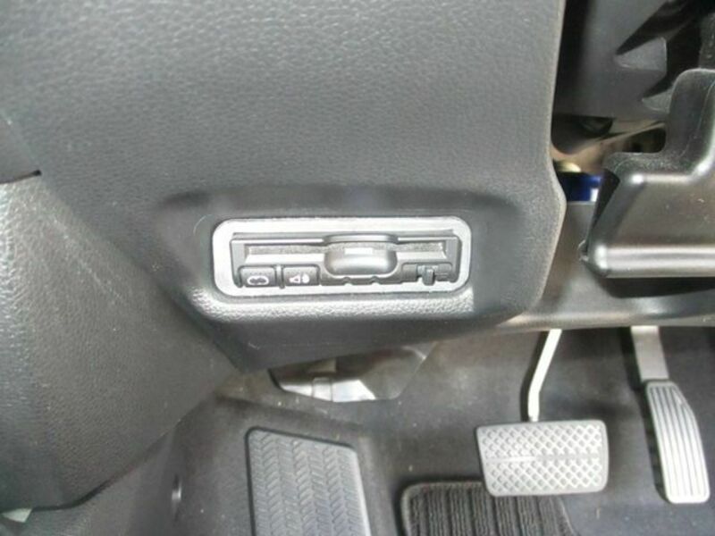 FIT HYBRID-12