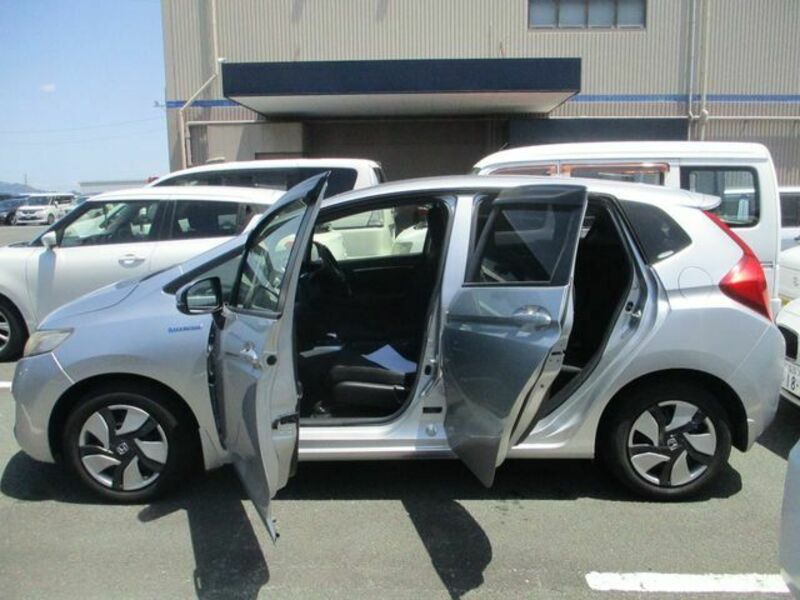 FIT HYBRID-28
