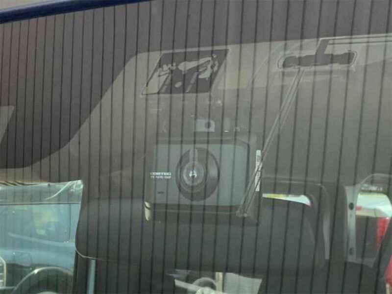 N-VAN-3