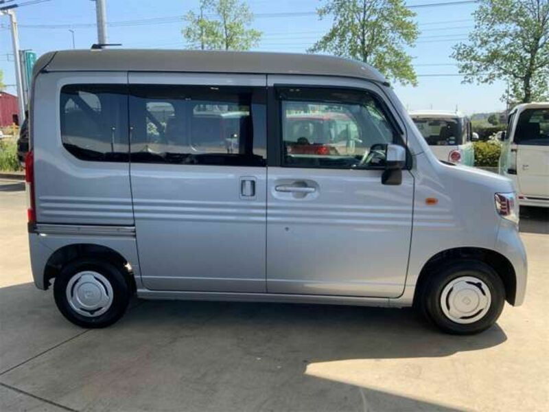 N-VAN-8