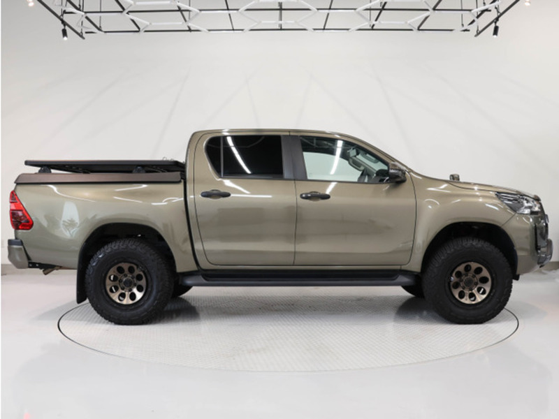 HILUX