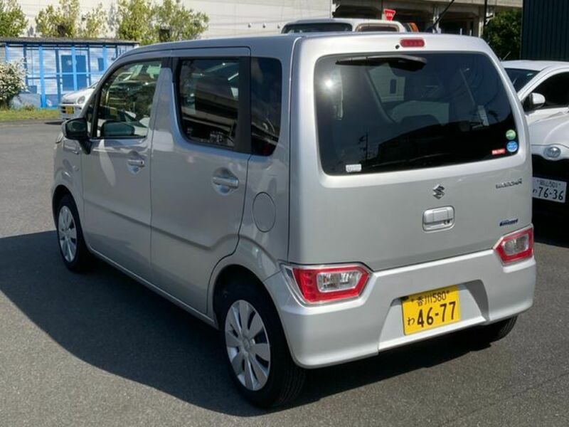 WAGON R