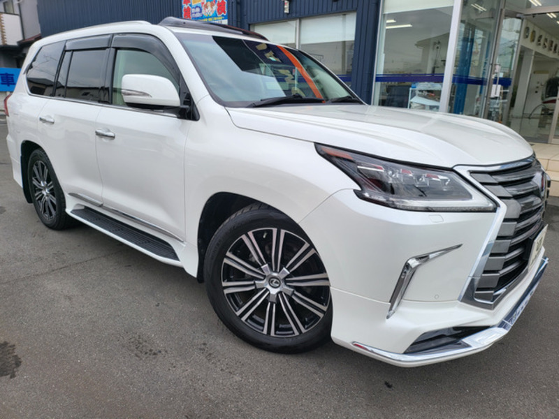 LEXUS LX