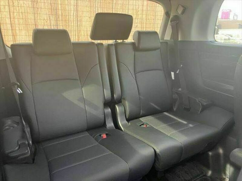 VELLFIRE-7