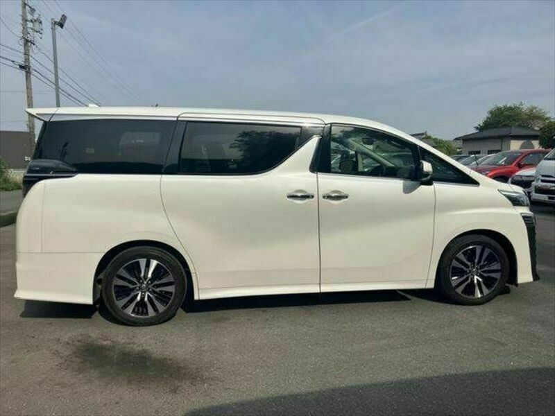 VELLFIRE-15