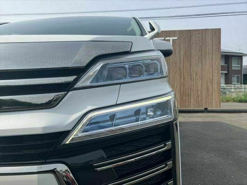 VELLFIRE-22
