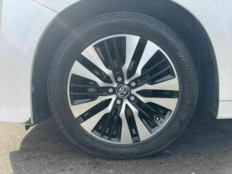 VELLFIRE-28