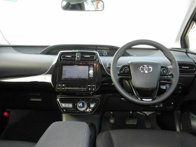 PRIUS-1