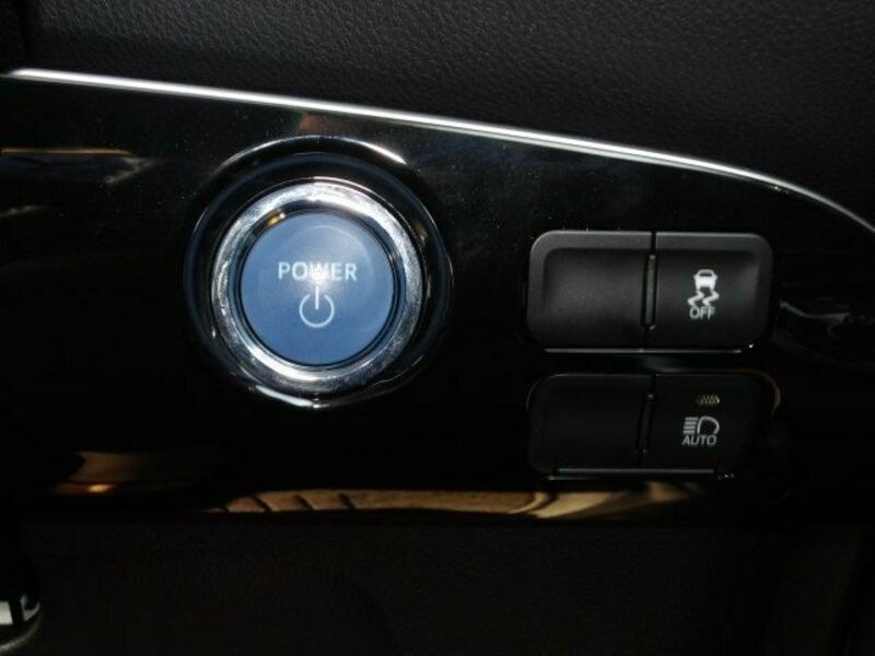 PRIUS-11