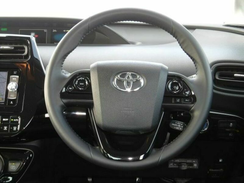 PRIUS-12