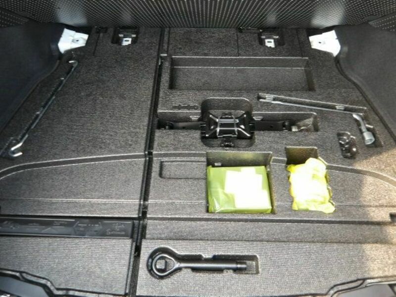 PRIUS-23