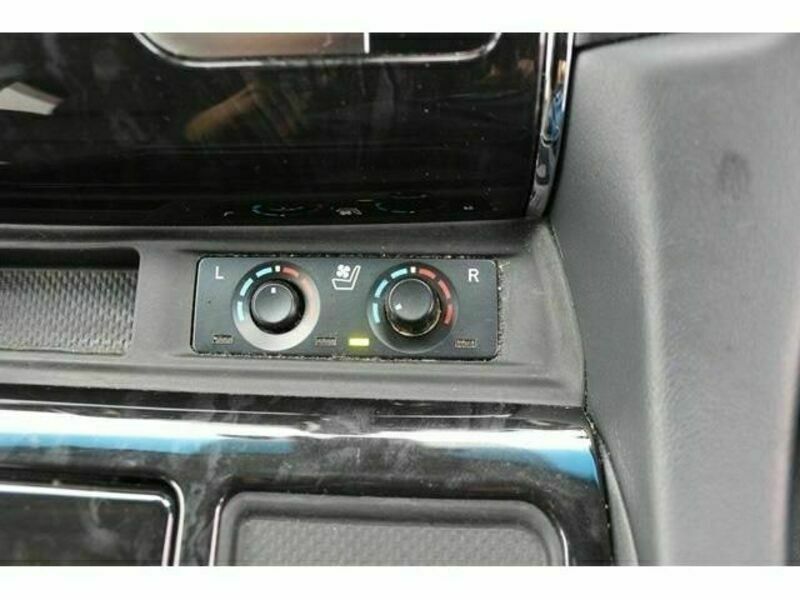 VELLFIRE-5