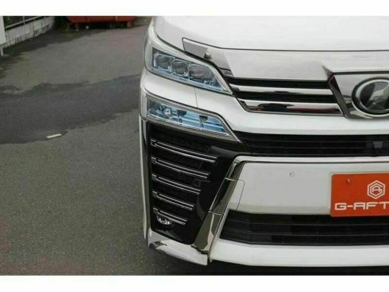 VELLFIRE-10