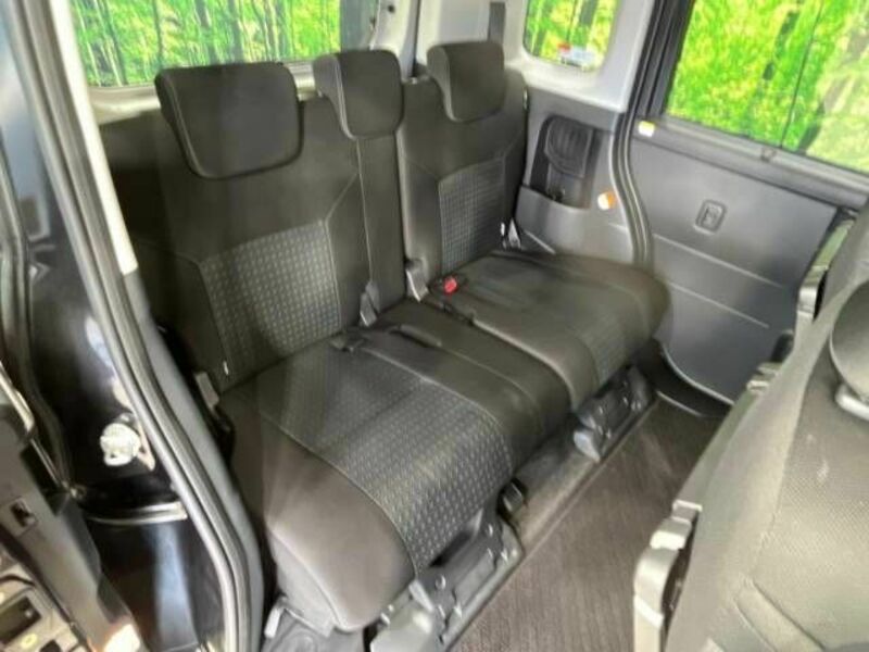 ROOMY-8