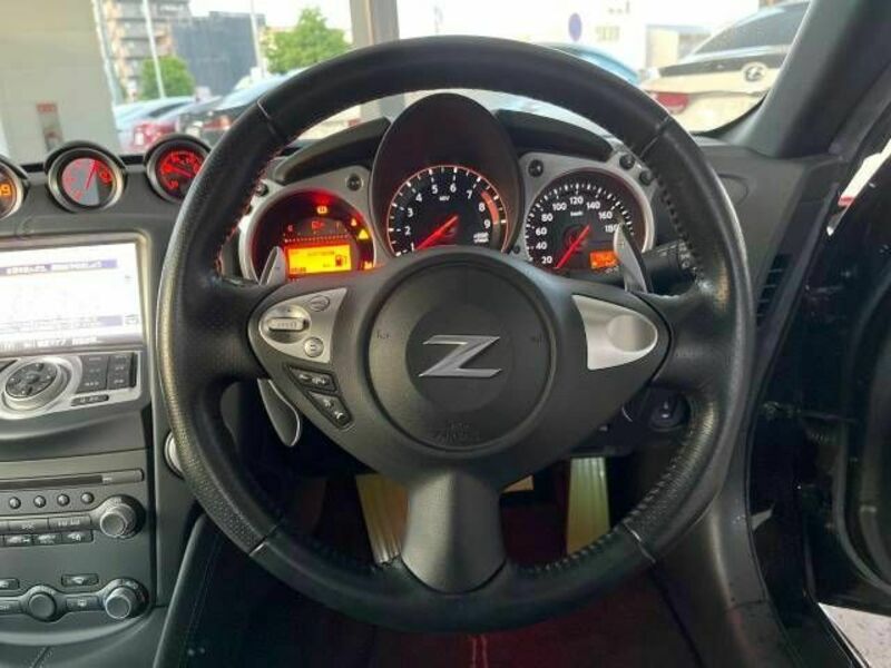 FAIRLADY Z-9