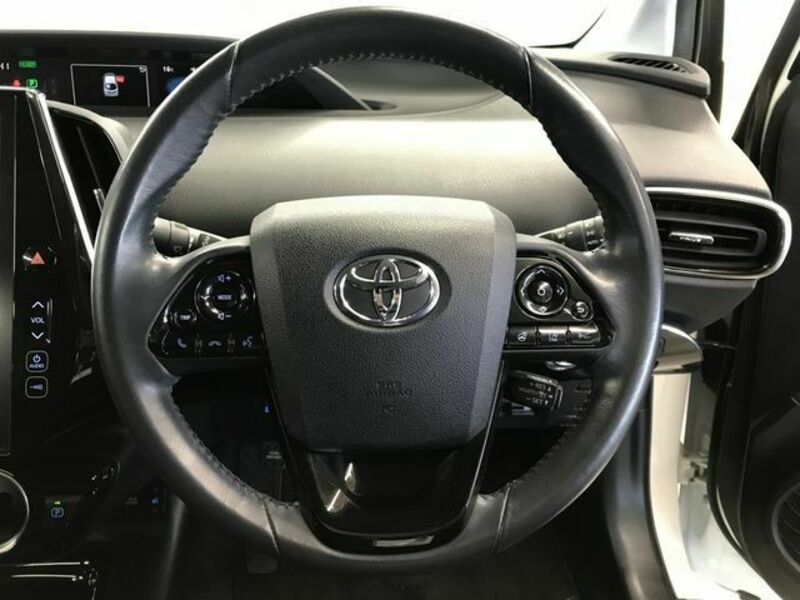 PRIUS PHV