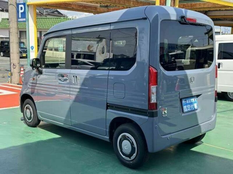 N-VAN-3