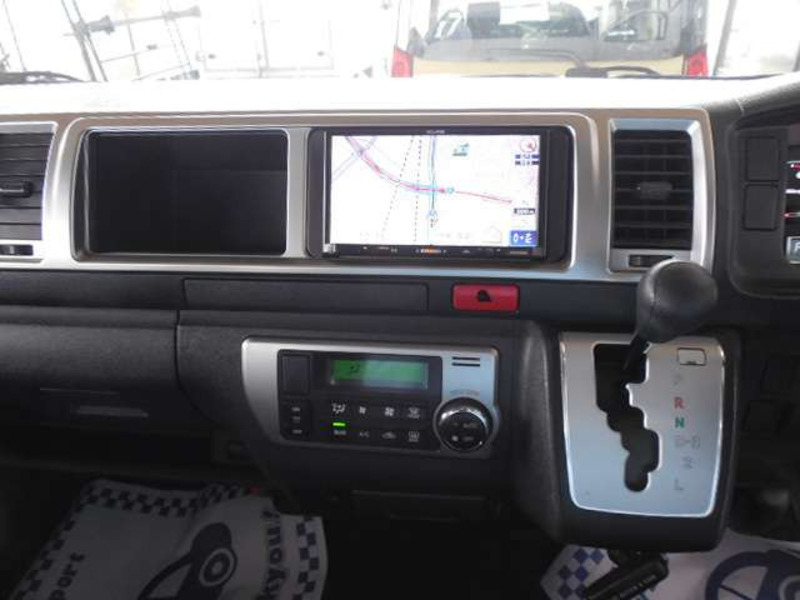 HIACE-18