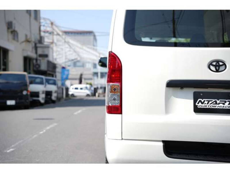 HIACE VAN-16