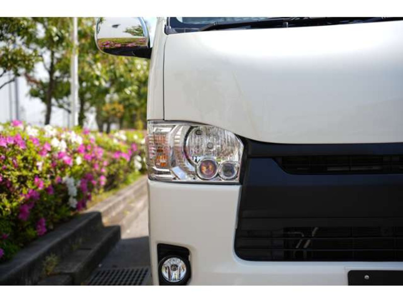 HIACE VAN-6