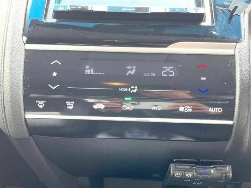 FIT HYBRID-5