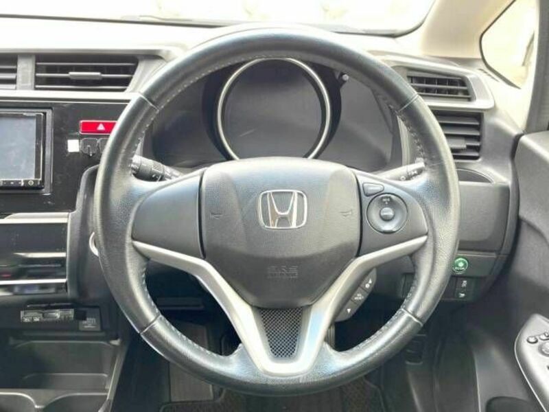 FIT HYBRID-12