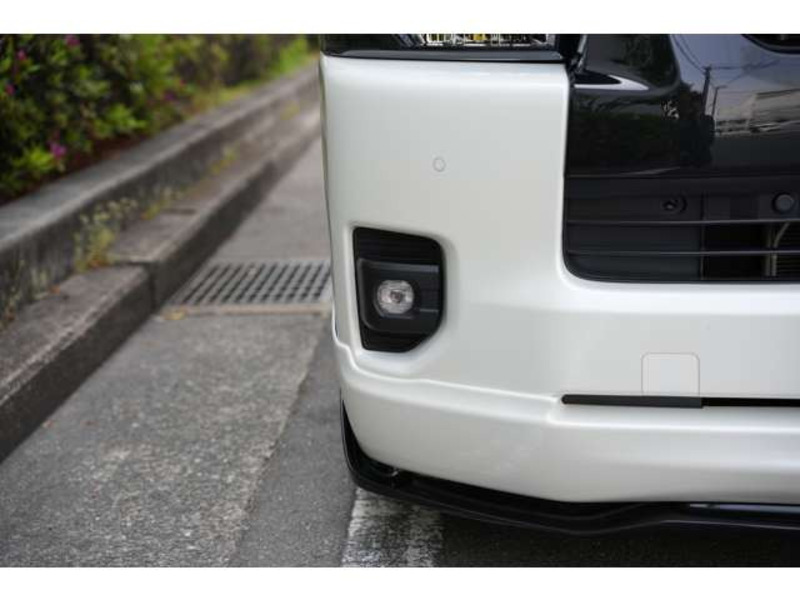 HIACE VAN-8