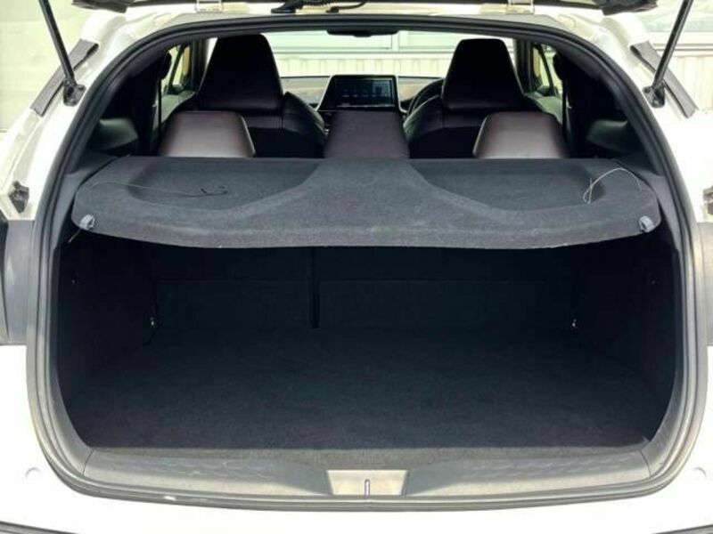 C-HR-9