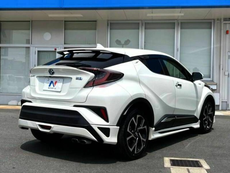 C-HR-16