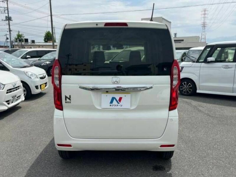 N BOX