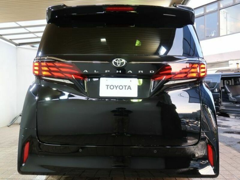 ALPHARD-10