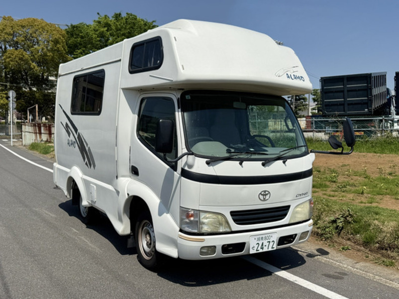 TOYOTA　DYNA