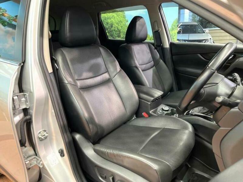 X-TRAIL-11
