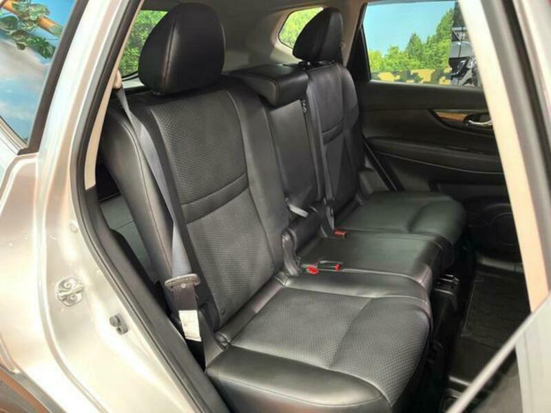 X-TRAIL-12