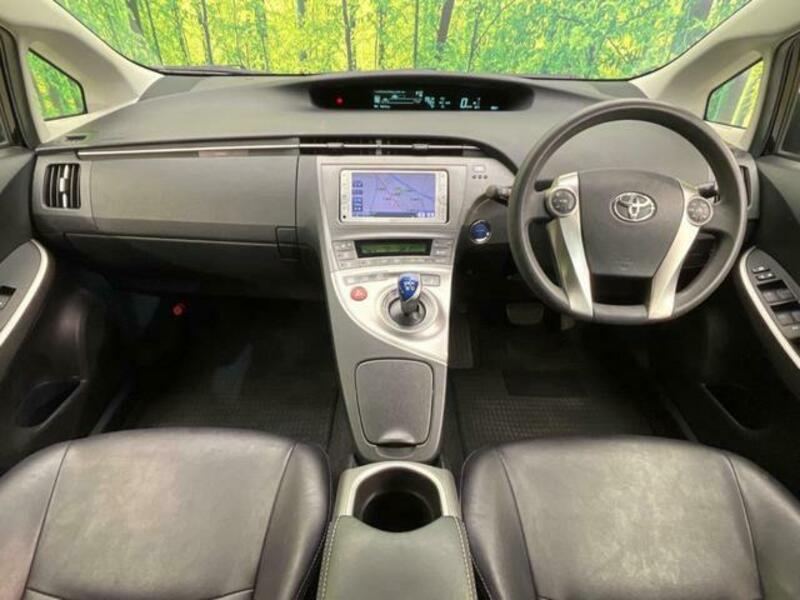 PRIUS-1