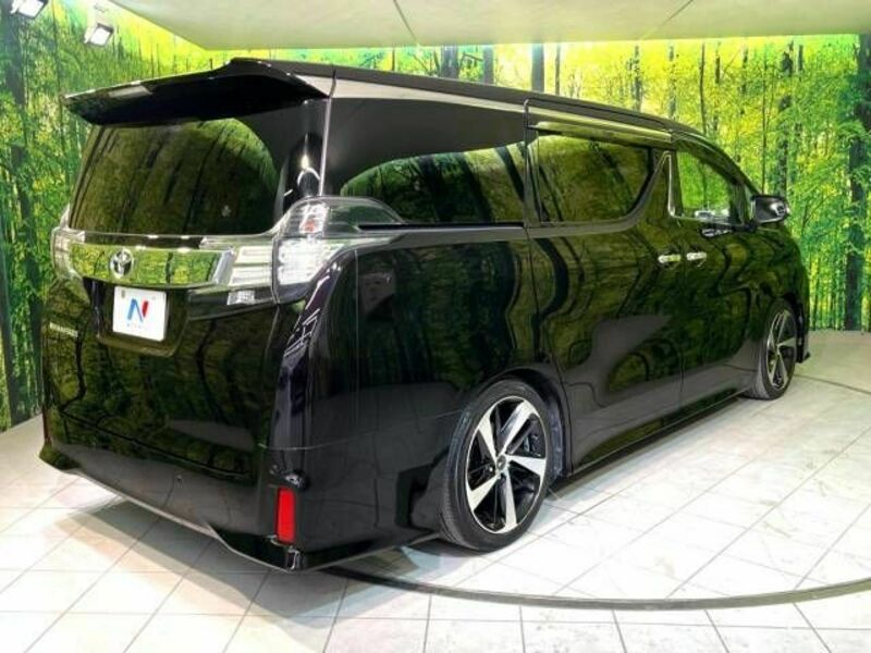 VELLFIRE-17
